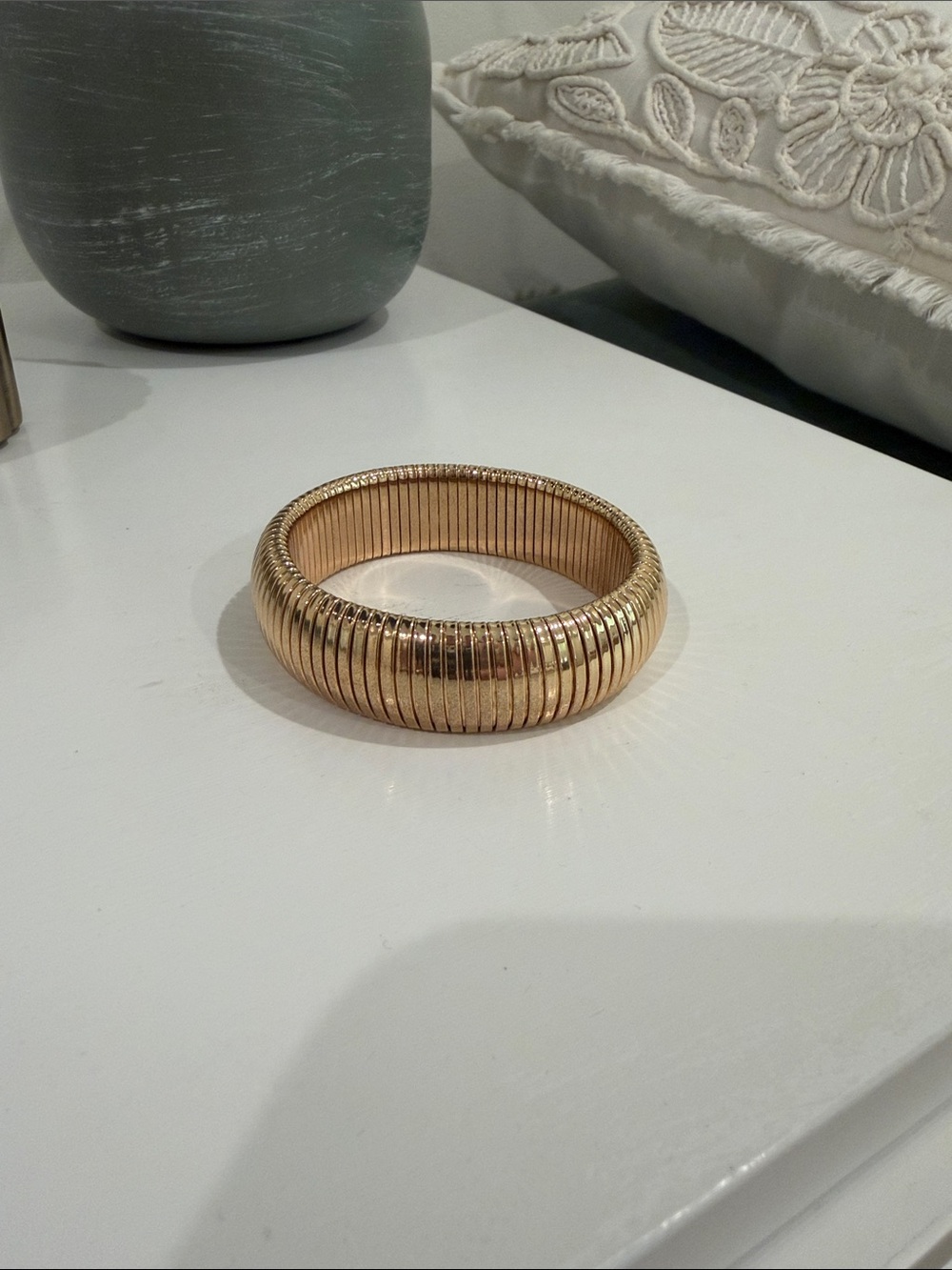 Gold Ribbed Stretch Bracelet